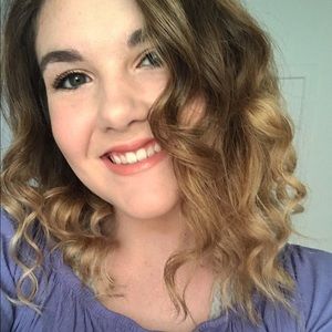 Meet your Posher, Isabella